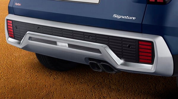 REAR BUMPER GARNISH