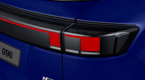 TAIL LAMP GARNISH – BLACK