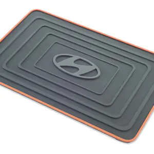 KUN Hyundai | Showroom & Service ANTI-SKID DASHBOARD MAT